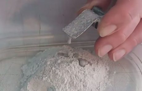 העצה השבועית מבית הספר מזיאר – אבקת חפף (פומיס)